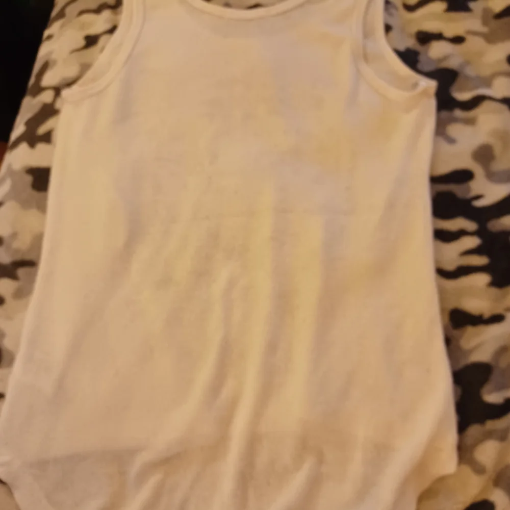 Tiger Tank top - Picture 2 of 4